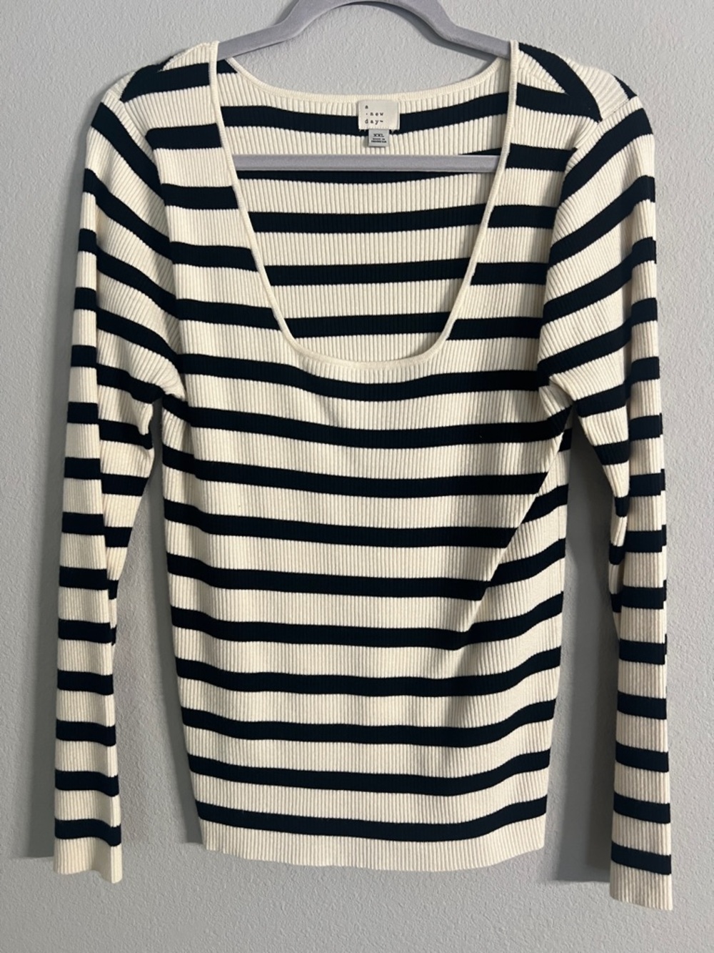 a new day Cream and Black Ribbed Scoop Neck Top